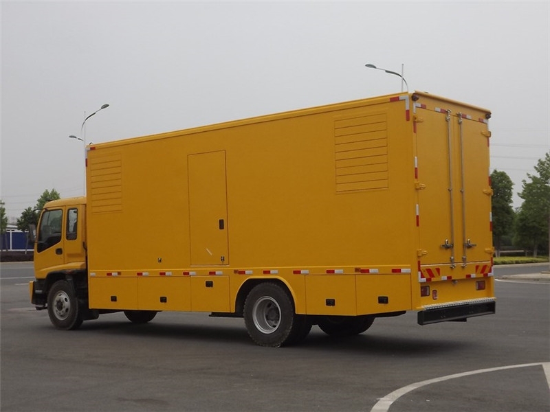 围场发电车出租- 柴油发电机油箱怎么清洗