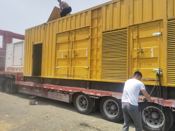 围场发电机出租100KW发电机需要什么规格的电缆线？