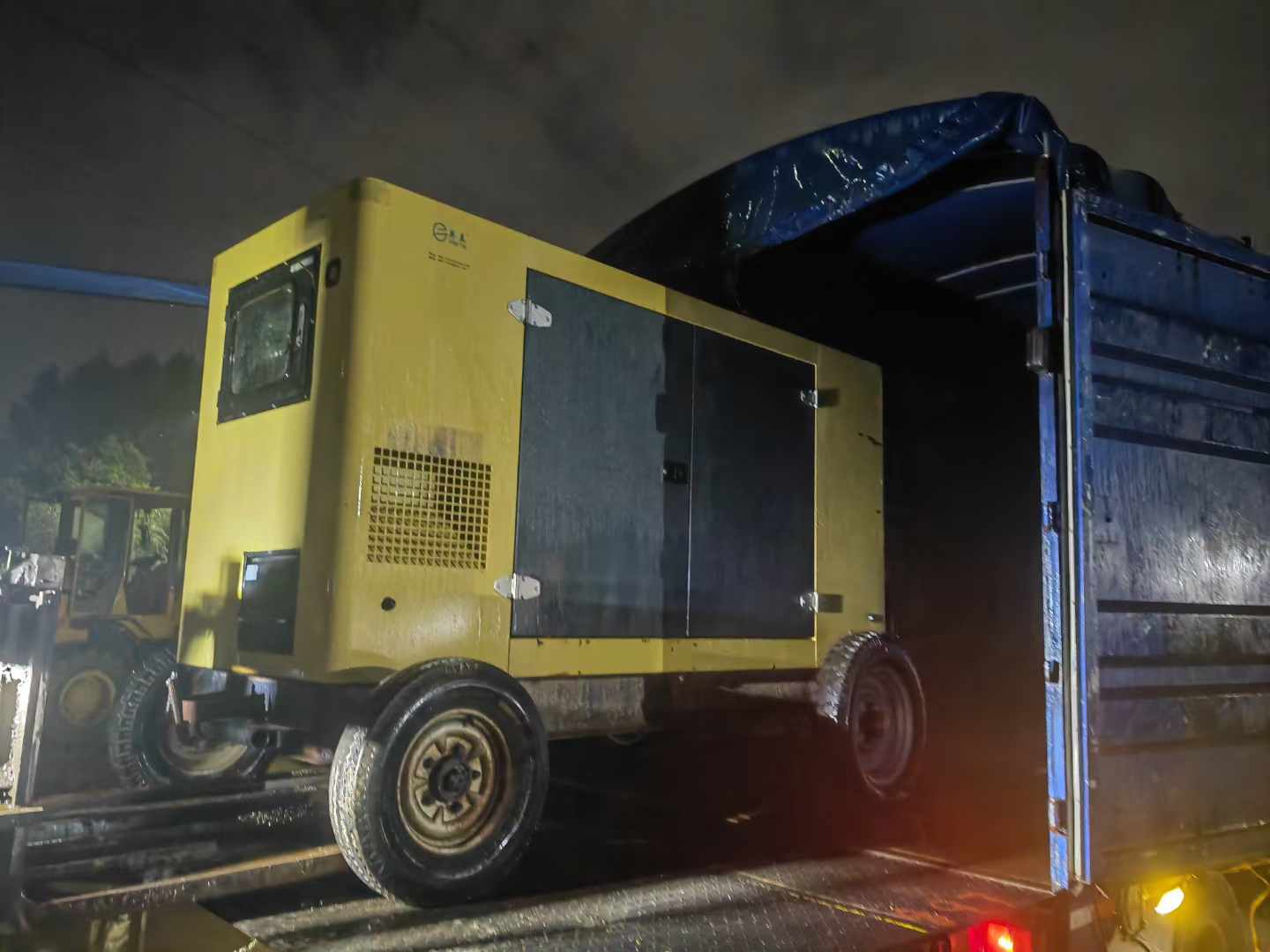 围场如何根据负载特性选择合适的柴油发电机？