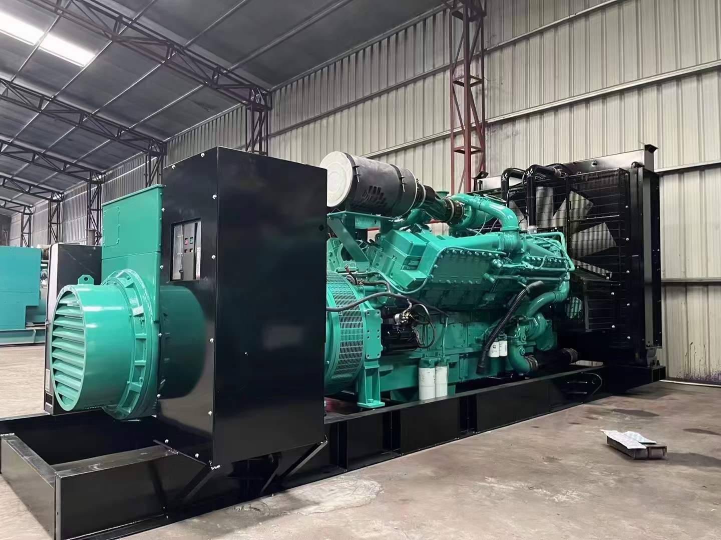 围场如何修正海拔高度对电缆载流量的影响？