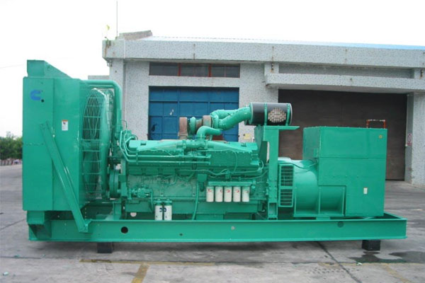 围场工厂发电机应急发电时如何更准确地检查发电机状态？