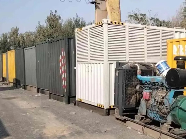 围场200KW柴油发电机机组每小时油耗是多少？