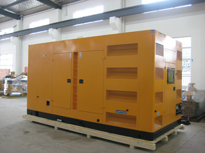 围场不同类型的发电机组在冬季保养时的注意事项有何差异？